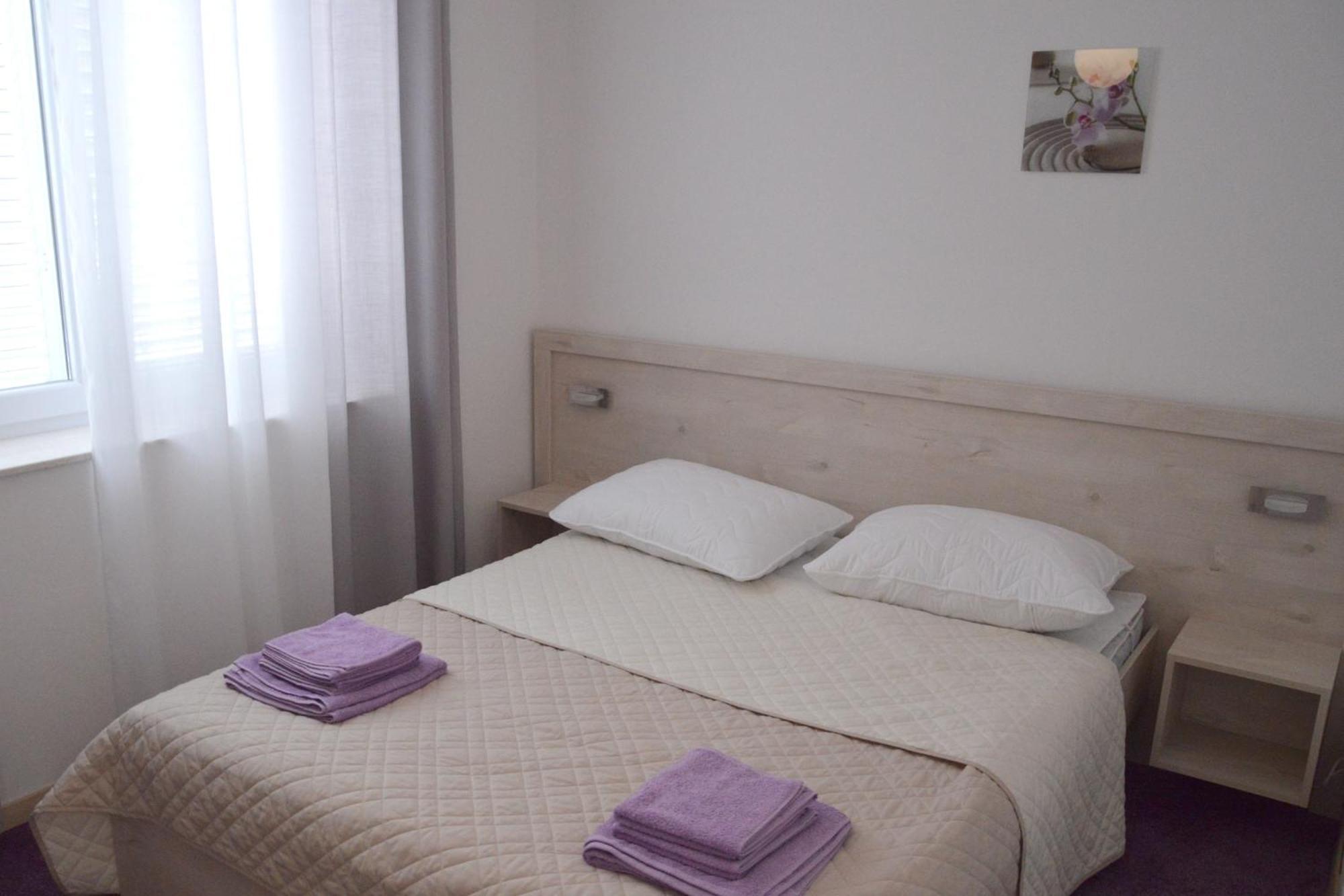 Apartments And Rooms By The Sea Jakisnica, Pag - 4160 Lun  Εξωτερικό φωτογραφία