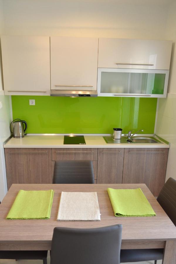 Apartments And Rooms By The Sea Jakisnica, Pag - 4160 Lun  Εξωτερικό φωτογραφία