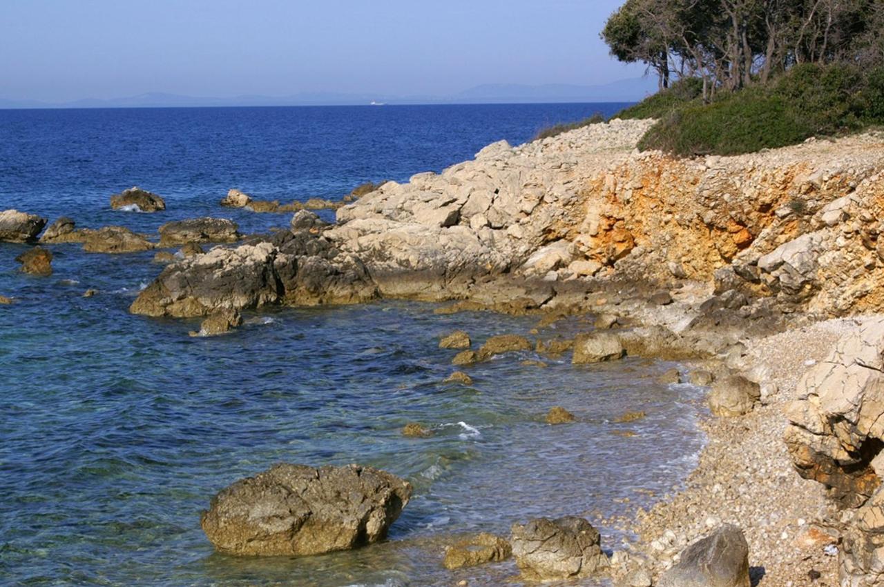 Apartments And Rooms By The Sea Jakisnica, Pag - 4160 Lun  Εξωτερικό φωτογραφία