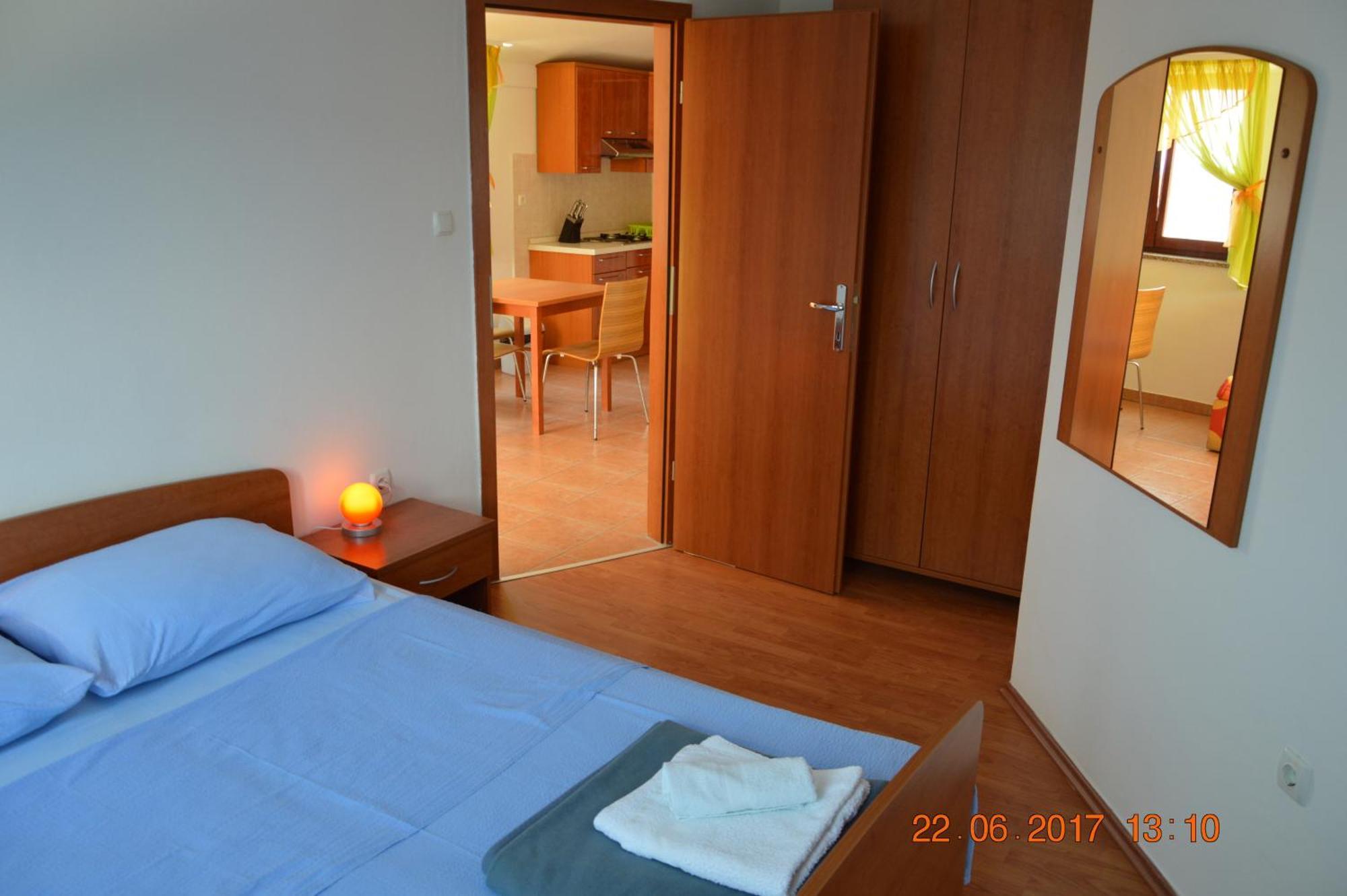 Apartments And Rooms By The Sea Jakisnica, Pag - 4160 Lun  Εξωτερικό φωτογραφία