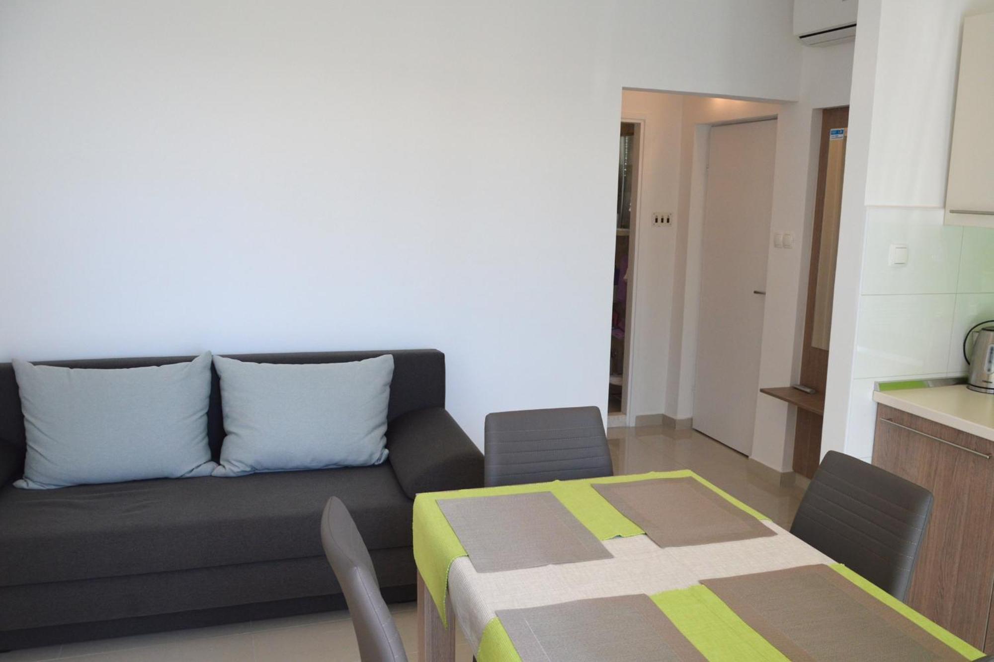 Apartments And Rooms By The Sea Jakisnica, Pag - 4160 Lun  Εξωτερικό φωτογραφία