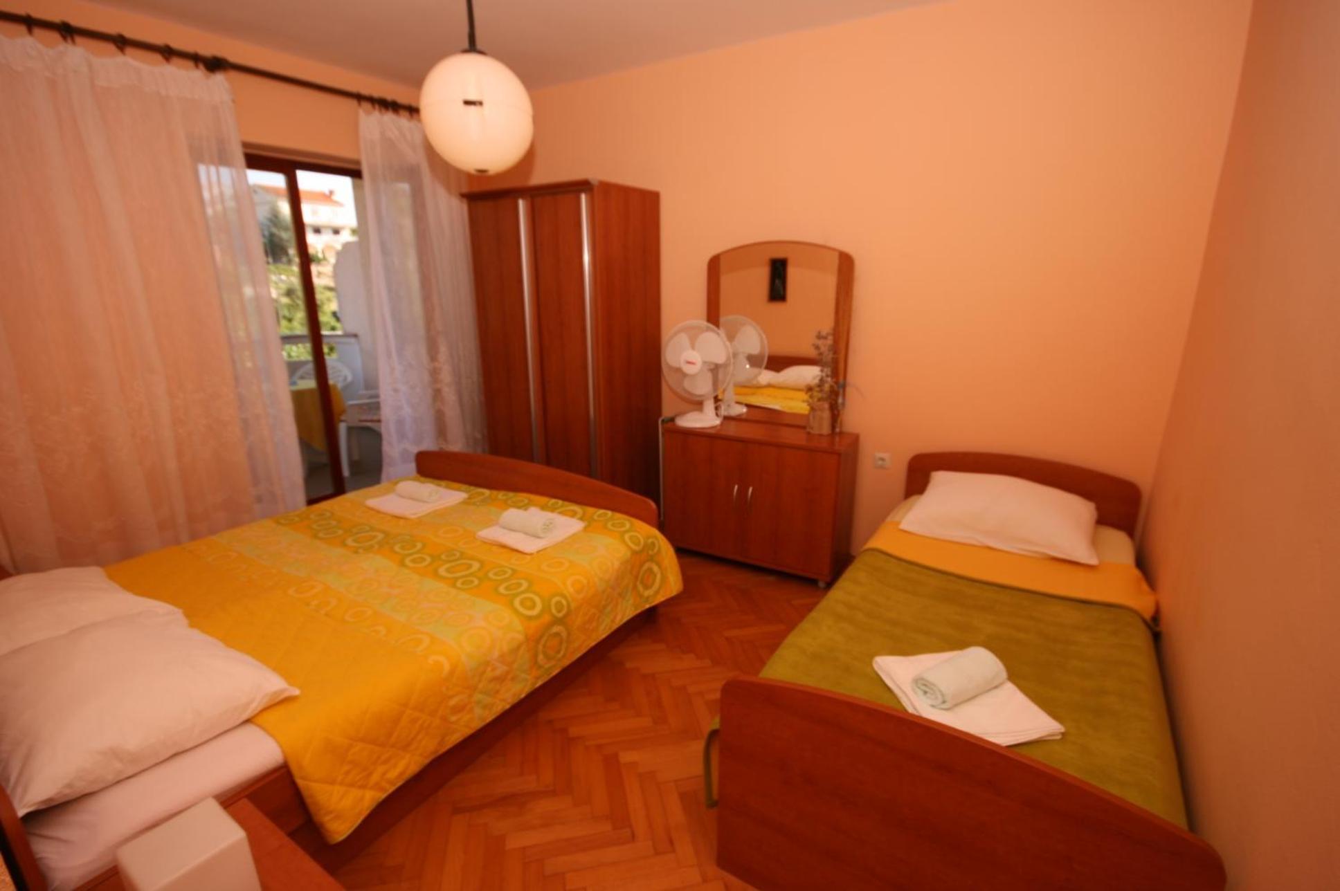 Apartments And Rooms By The Sea Jakisnica, Pag - 4160 Lun  Δωμάτιο φωτογραφία